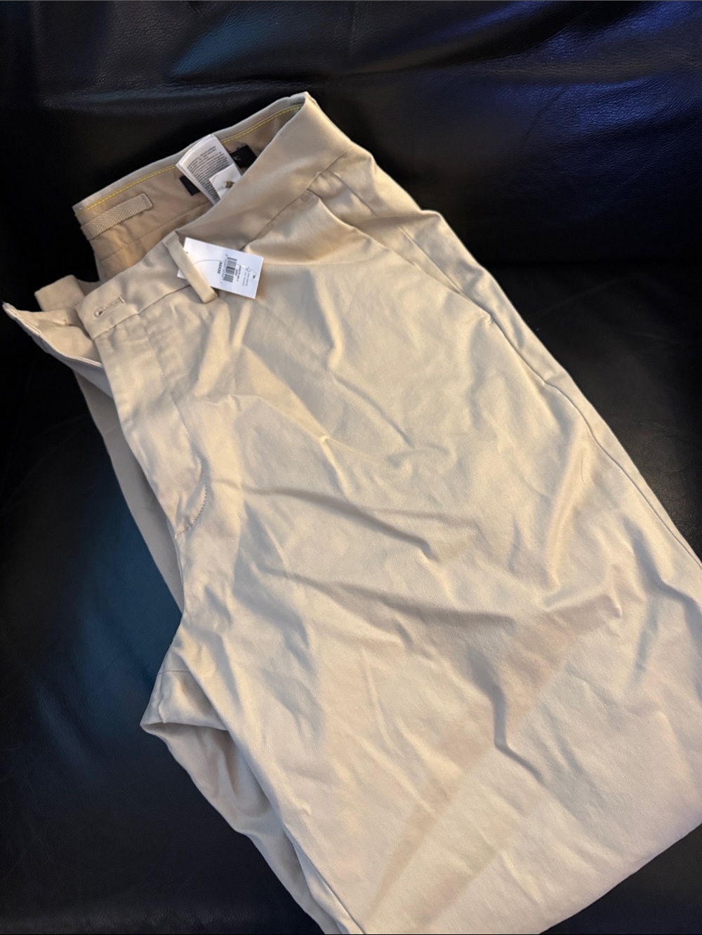 Banana Republic Men's Chinos in Khaki Tan